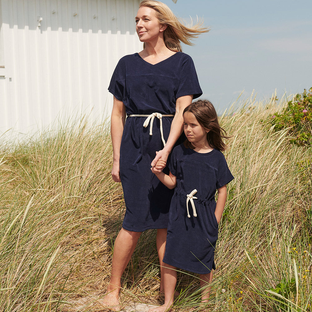 Grace Terry Adult Dress i ebbe navy